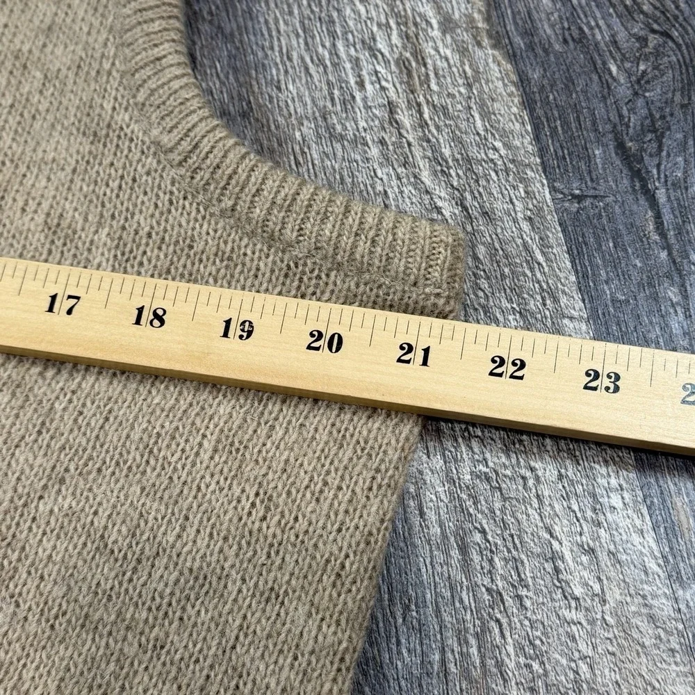 Columbia Knitwear Co **read notes